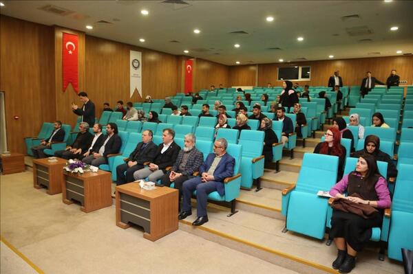 sirnak-universitesi-nde-kariyer-gelistirme-ofisi-tarafindan-diyanet-isleri-baskanliginda-kariyer-k