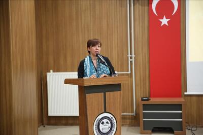 sirnak-universitesinde-wikipedia-dijital-gonulluluk-konulu-konferans-duzenlendi